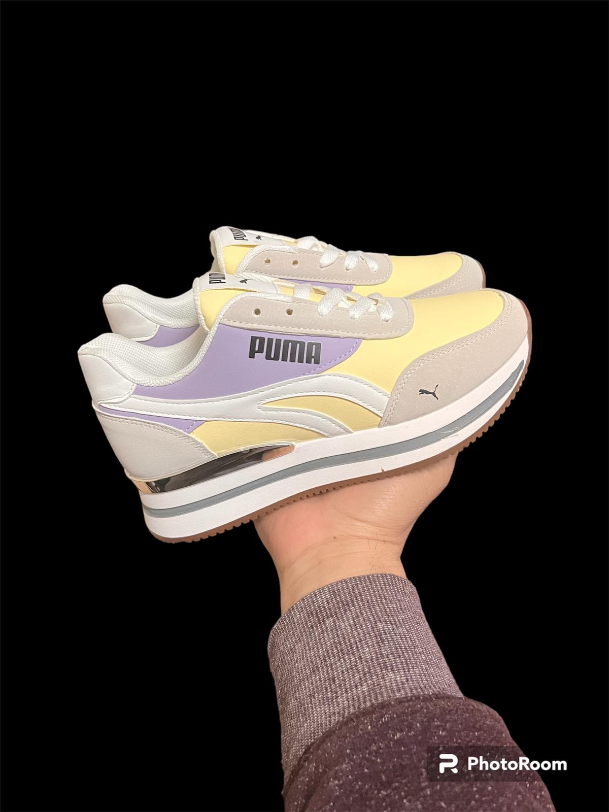 Zapatillas Puma gris logo blanco