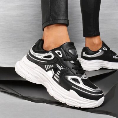 TENIS DE PUA DE COLOR NEGRO